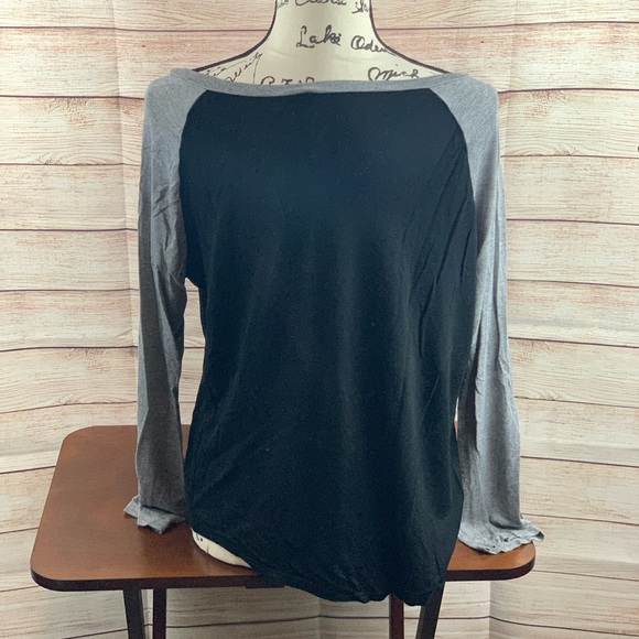 Triumph Long Sleeve Graphic Tee - Picture 2 of 5